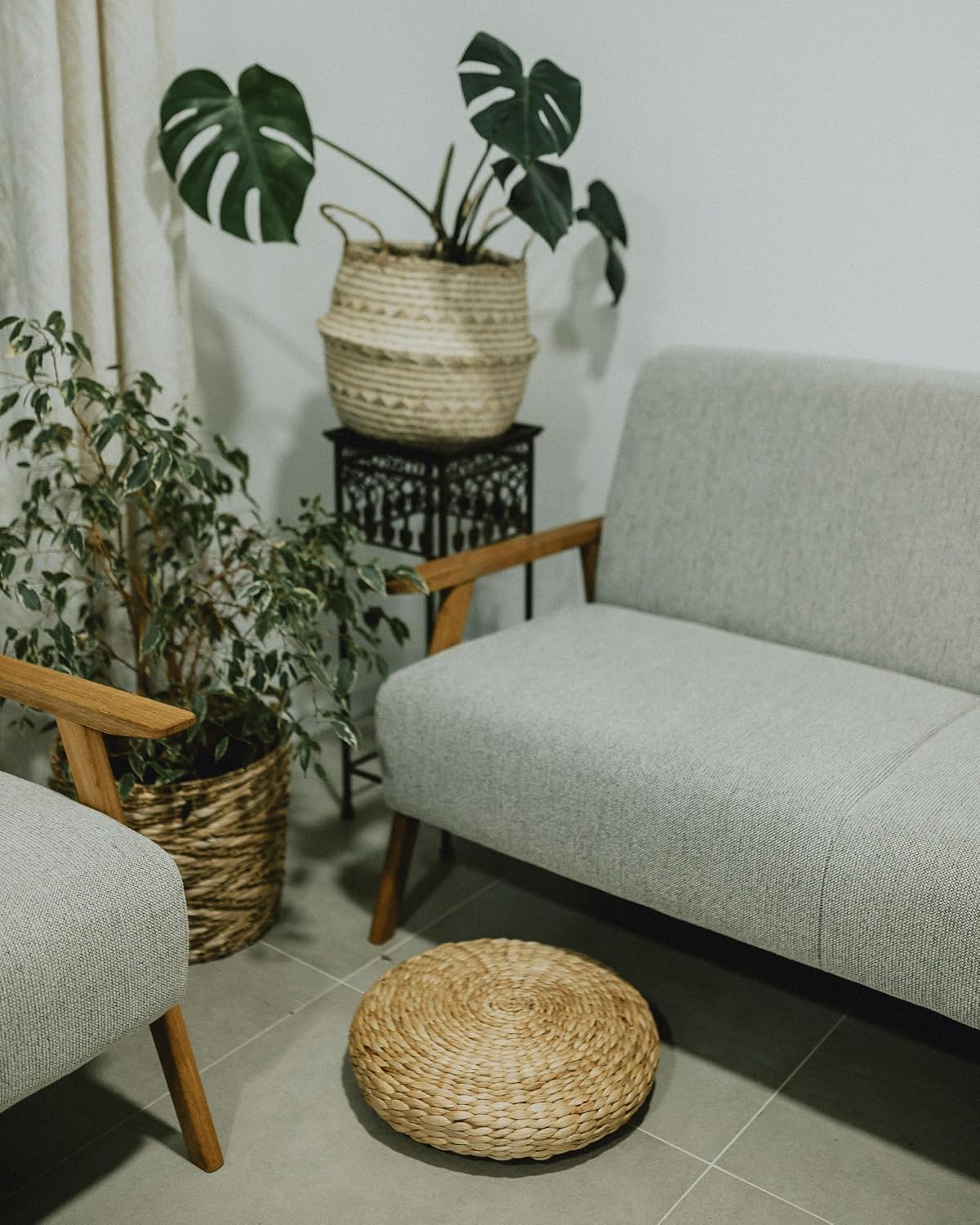Beliani Pouf Natur ⌀ 40 cm Hocker aus Wasserhyazinthen im Boho-Stil Wahoo